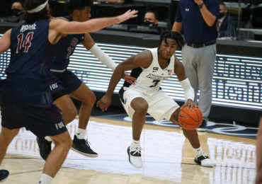 Xavier steals a key Big East game as PC collapses late