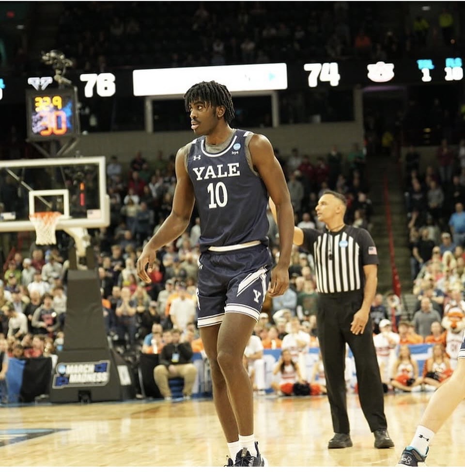 The Shark spinning the Portal at dizzying rate