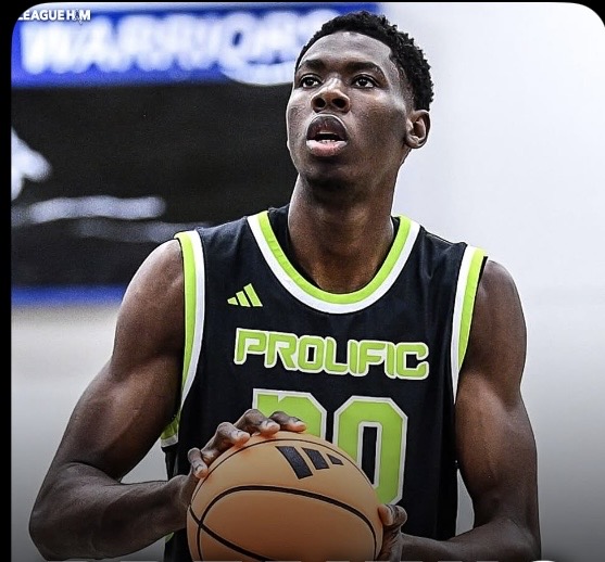 Shark Bite: Friars land top 10 recruit Lewis Uvwo